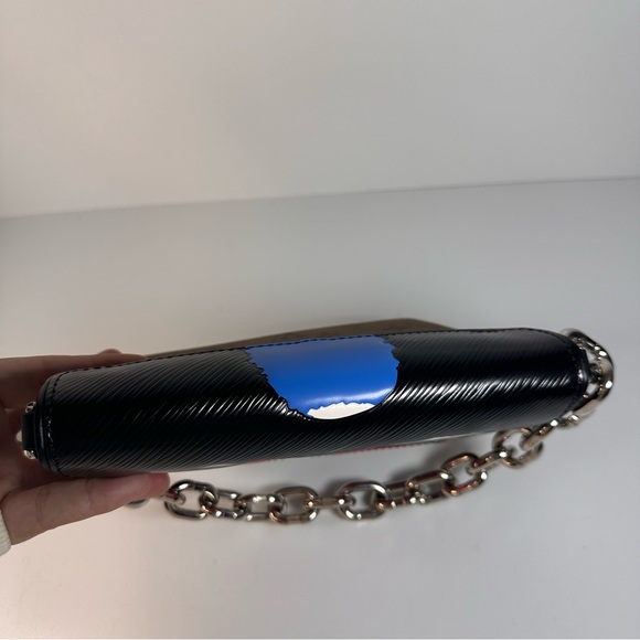 Louis Vuitton Reverse Monogram Kabuki Pochette Black - Picture 6 of 16